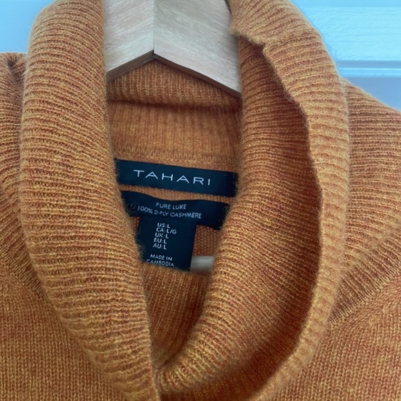 Tahiti Cashmere Turtleneck - Picture 3 of 3